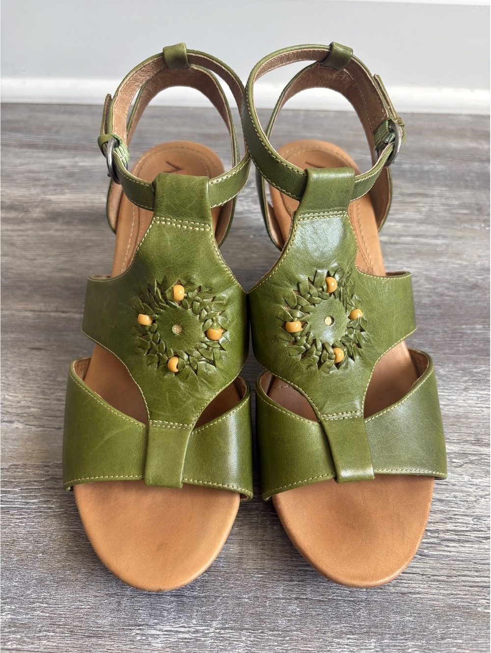 Green Leather T-Strap Mid Heel Sandals with Embroidered Floral Design